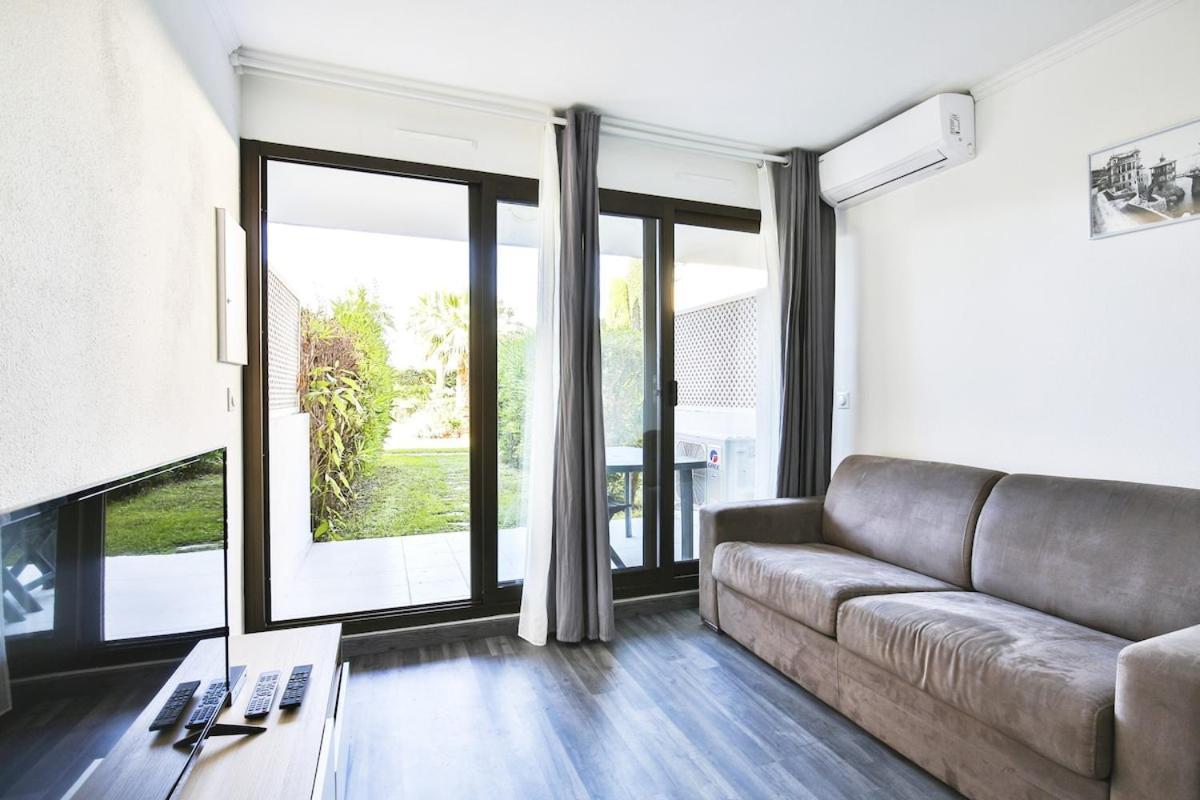 Superbe 2 Piece Tout Confort , Piscine /Ac/Parking Villa Villefranche-sur-Mer Bagian luar foto