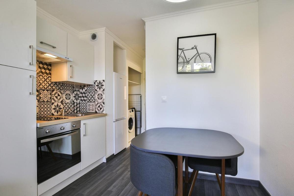Superbe 2 Piece Tout Confort , Piscine /Ac/Parking Villa Villefranche-sur-Mer Bagian luar foto